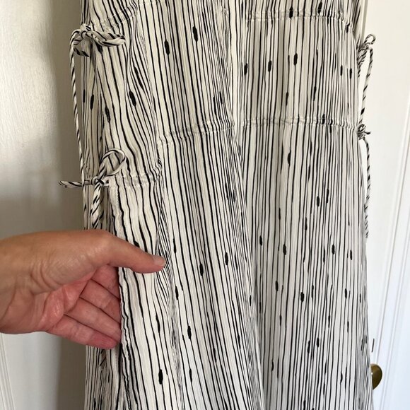 Designer! Brochu Walker Silk Sleeveless Button Up Dress | Size M - Picture 5 of 10